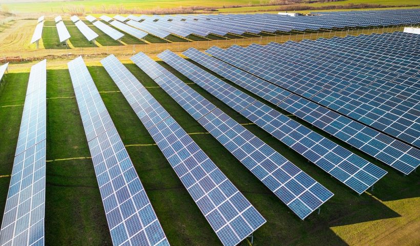 Australian Govt backs 19 major renewable energy projects to power 4 million homes
