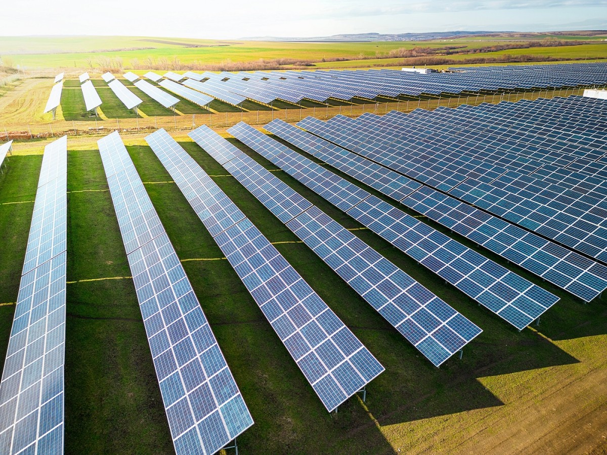 Australian Govt backs 19 major renewable energy projects to power 4 million homes