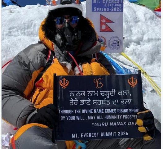 Ajaypal Singh Dhaliwal defies Mount Everest, survives deadly 'Death Zone'