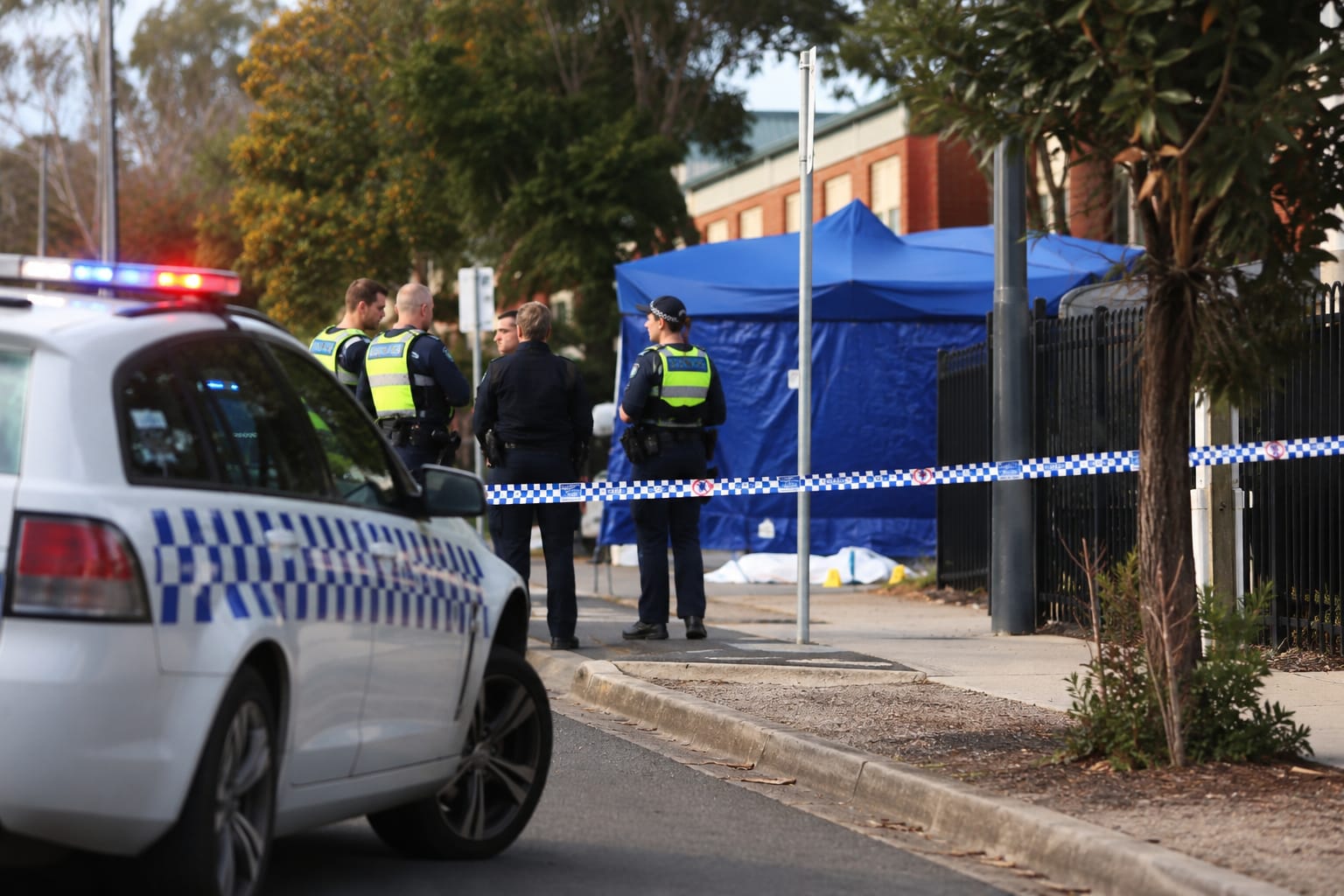 Man killed in alleged assault in front of schoolchildren in Melbourne south-east